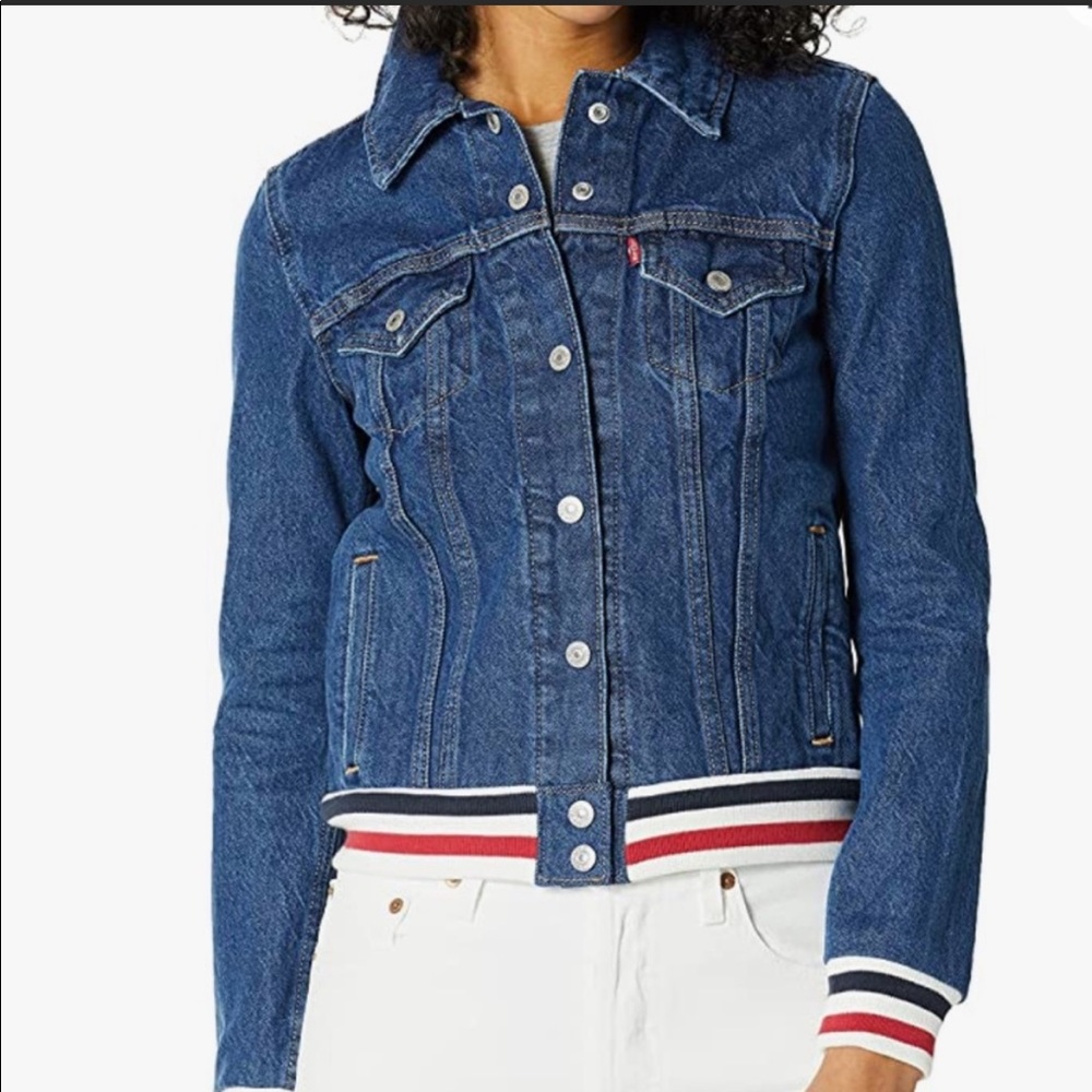 Levis jacket size L NWT